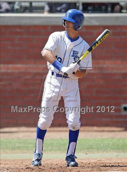 Thumbnail 2 in El Camino Real vs. Torrance photogallery.