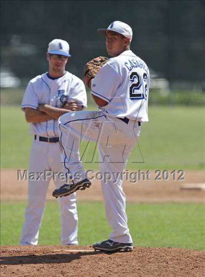 Thumbnail 2 in El Camino Real vs. Torrance photogallery.