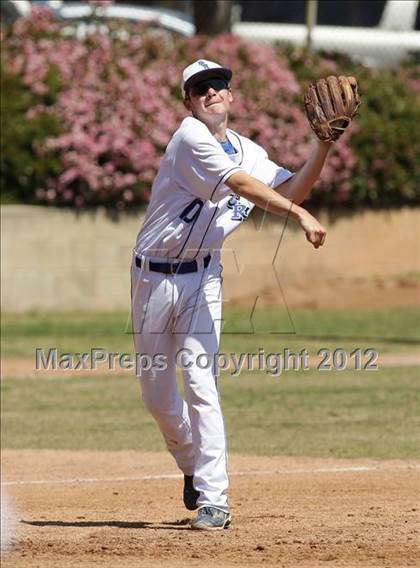 Thumbnail 3 in El Camino Real vs. Torrance photogallery.