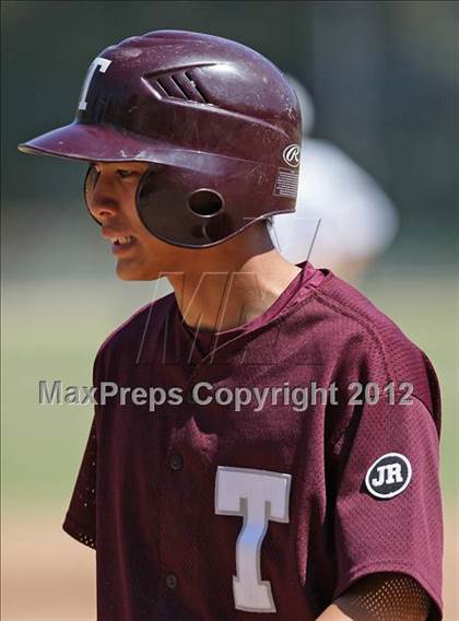 Thumbnail 3 in El Camino Real vs. Torrance photogallery.