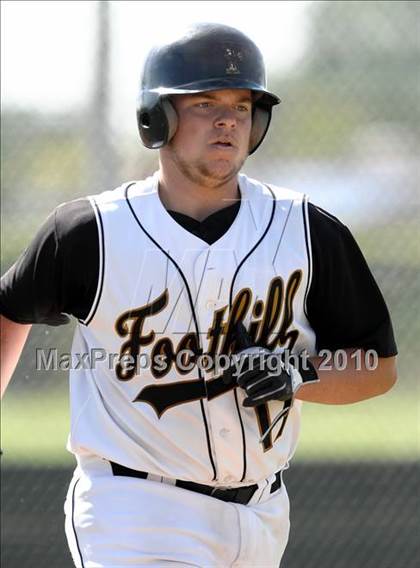 Thumbnail 2 in Northwood @ Foothill photogallery.