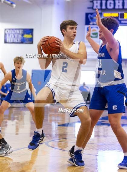 Thumbnail 3 in Covington Catholic @ Highlands photogallery.