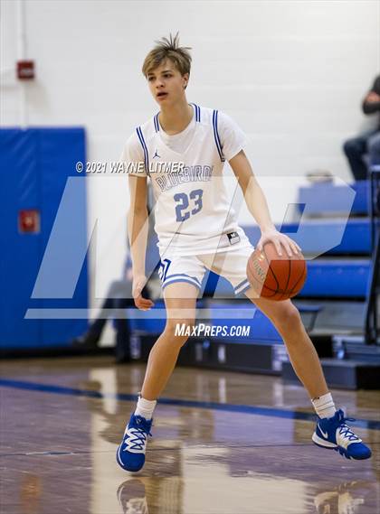 Thumbnail 2 in Covington Catholic @ Highlands photogallery.