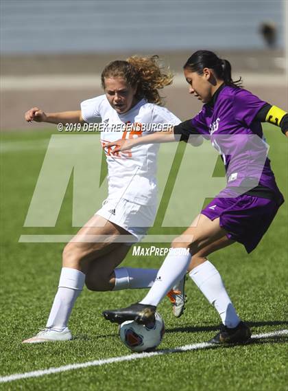Thumbnail 3 in Vail Mountain vs Stargate School (CHSAA 3A 2nd Round) photogallery.
