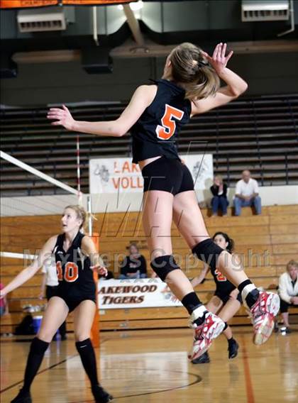 Thumbnail 3 in Monarch @ Lakewood photogallery.