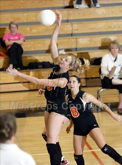 Thumbnail 2 in Monarch @ Lakewood photogallery.