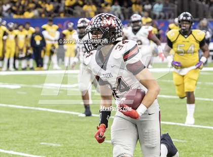 Thumbnail 2 in Many vs. Ferriday (LHSAA Class 2A Final) photogallery.