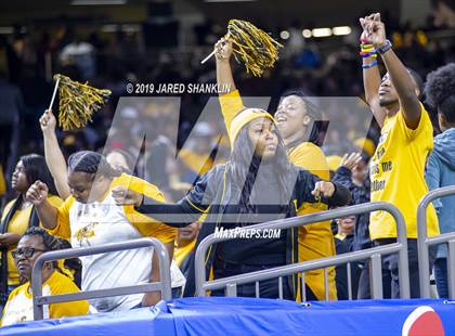 Thumbnail 1 in Many vs. Ferriday (LHSAA Class 2A Final) photogallery.