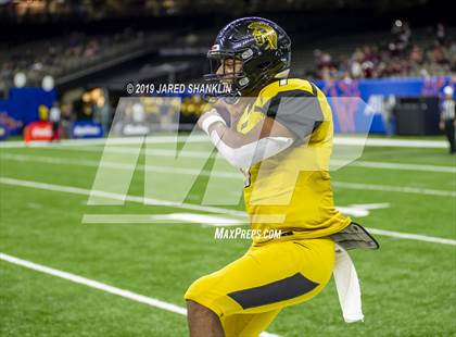 Thumbnail 2 in Many vs. Ferriday (LHSAA Class 2A Final) photogallery.