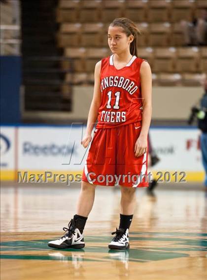 Thumbnail 3 in Reading Memorial vs. Tyngsborough (MIAA Division 2 Final) photogallery.