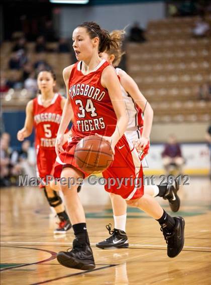Thumbnail 2 in Reading Memorial vs. Tyngsborough (MIAA Division 2 Final) photogallery.