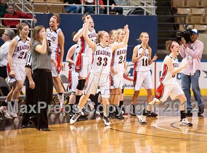 Thumbnail 2 in Reading Memorial vs. Tyngsborough (MIAA Division 2 Final) photogallery.