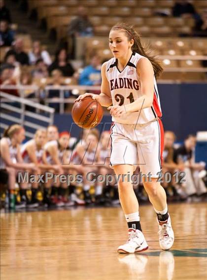 Thumbnail 1 in Reading Memorial vs. Tyngsborough (MIAA Division 2 Final) photogallery.