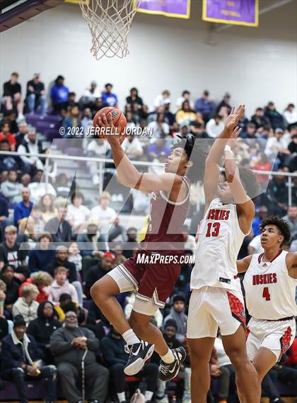 Thumbnail 2 in Centennial vs Don Bosco Prep (John Wall Holiday Invitational) photogallery.