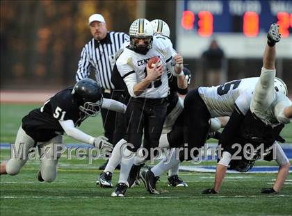Thumbnail 2 in Longmeadow vs. Springfield Central (MIAA Division I West Final) photogallery.