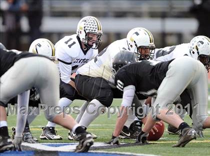 Thumbnail 1 in Longmeadow vs. Springfield Central (MIAA Division I West Final) photogallery.