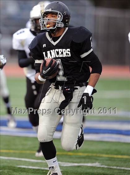 Thumbnail 3 in Longmeadow vs. Springfield Central (MIAA Division I West Final) photogallery.