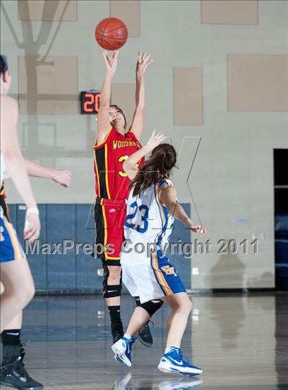 Thumbnail 2 in El Toro vs Woodbridge (So Cal Holiday Prep Clasic) photogallery.
