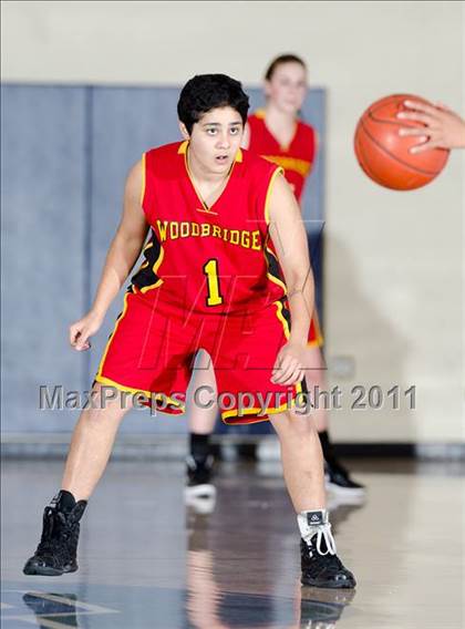 Thumbnail 2 in El Toro vs Woodbridge (So Cal Holiday Prep Clasic) photogallery.