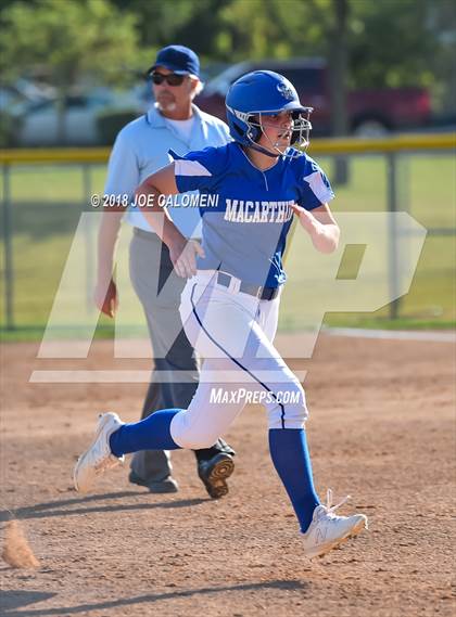 Thumbnail 1 in Lee [Robert E.] vs MacArthur [Douglas] photogallery.