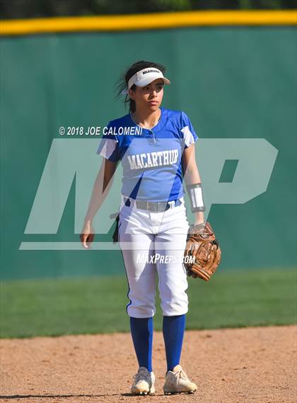 Thumbnail 2 in Lee [Robert E.] vs MacArthur [Douglas] photogallery.