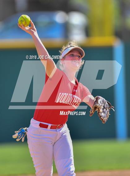 Thumbnail 1 in Lee [Robert E.] vs MacArthur [Douglas] photogallery.