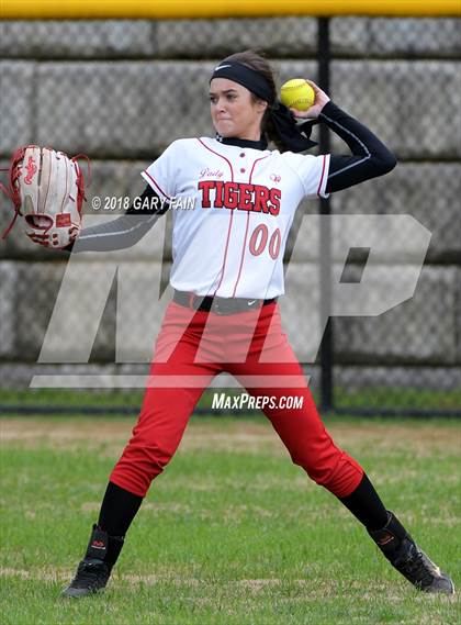 Thumbnail 1 in Whitwell @ Red Bank photogallery.