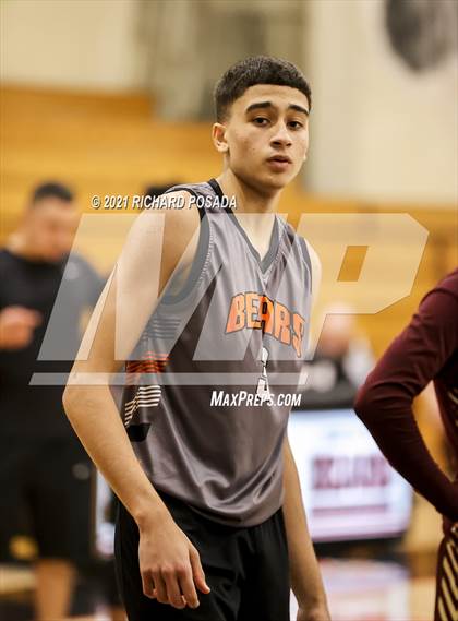 Thumbnail 3 in Sierra vs Selma photogallery.
