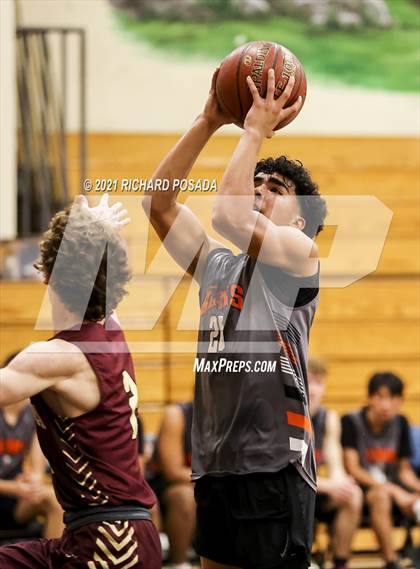 Thumbnail 1 in Sierra vs Selma photogallery.