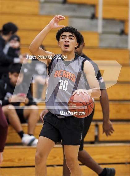 Thumbnail 1 in Sierra vs Selma photogallery.
