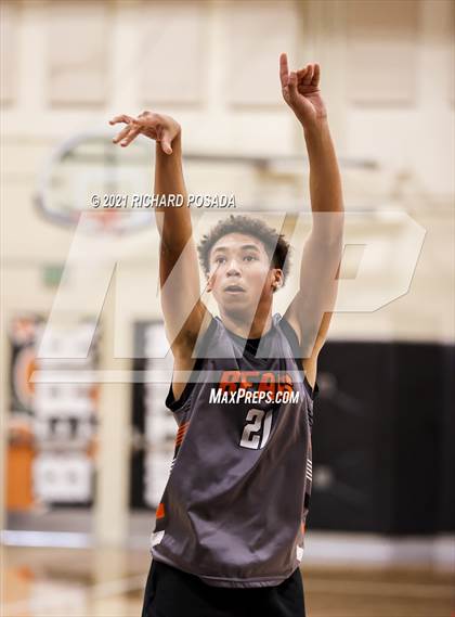 Thumbnail 1 in Sierra vs Selma photogallery.