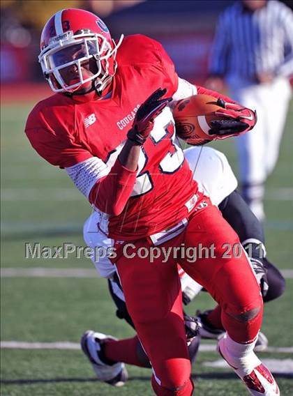 Thumbnail 2 in Cardinal Spellman @ St. John the Baptist (CHSFL Class A Semifinal) photogallery.