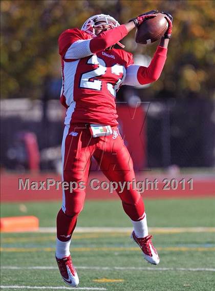 Thumbnail 2 in Cardinal Spellman @ St. John the Baptist (CHSFL Class A Semifinal) photogallery.