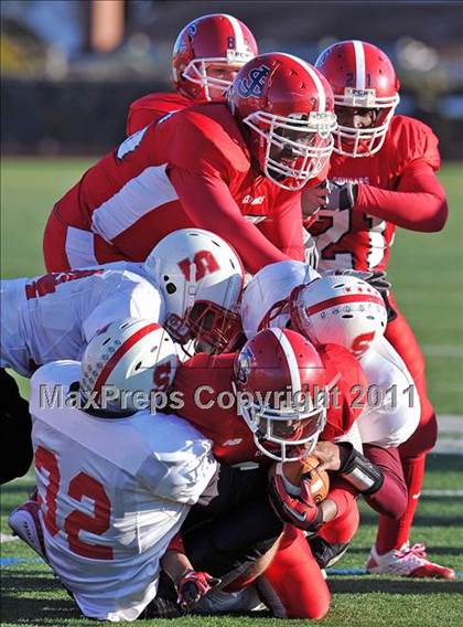Thumbnail 3 in Cardinal Spellman @ St. John the Baptist (CHSFL Class A Semifinal) photogallery.