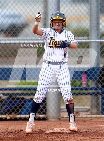 Thumbnail 2 in Davis @ Inderkum photogallery.