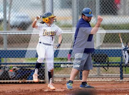 Thumbnail 1 in Davis @ Inderkum photogallery.