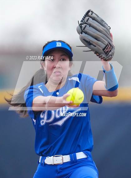 Thumbnail 1 in Davis @ Inderkum photogallery.