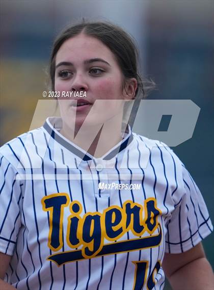 Thumbnail 1 in Davis @ Inderkum photogallery.