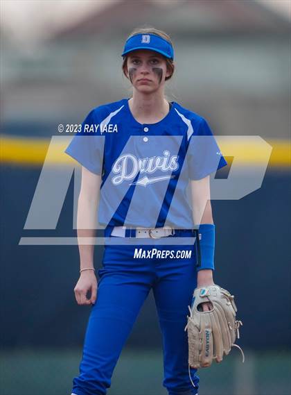 Thumbnail 2 in Davis @ Inderkum photogallery.