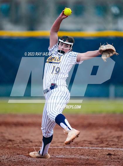 Thumbnail 2 in Davis @ Inderkum photogallery.