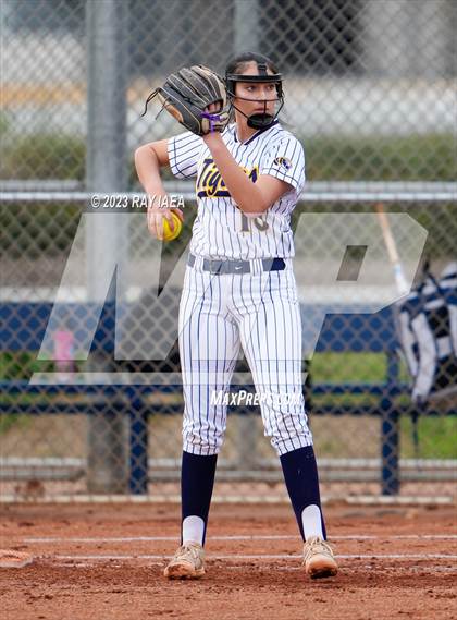 Thumbnail 3 in Davis @ Inderkum photogallery.