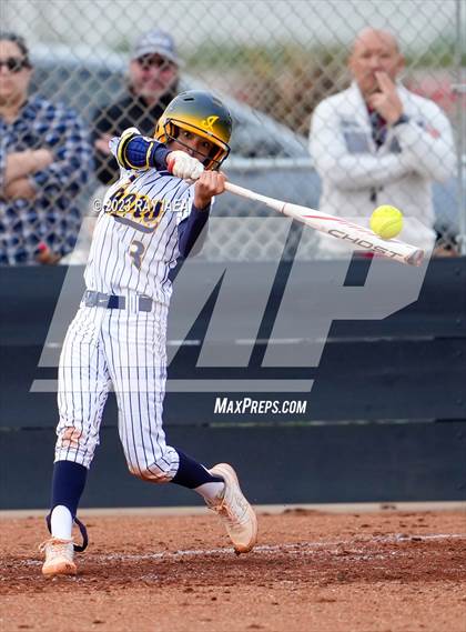 Thumbnail 1 in Davis @ Inderkum photogallery.