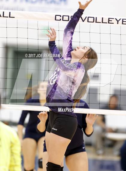 Thumbnail 3 in Mission Oak vs. Yosemite (CIF CS D3 Final) photogallery.