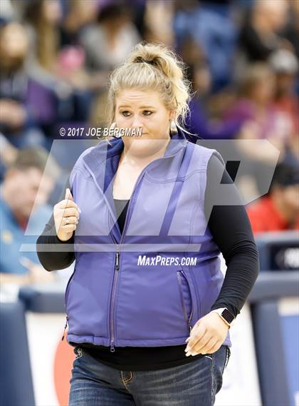 Thumbnail 3 in Mission Oak vs. Yosemite (CIF CS D3 Final) photogallery.