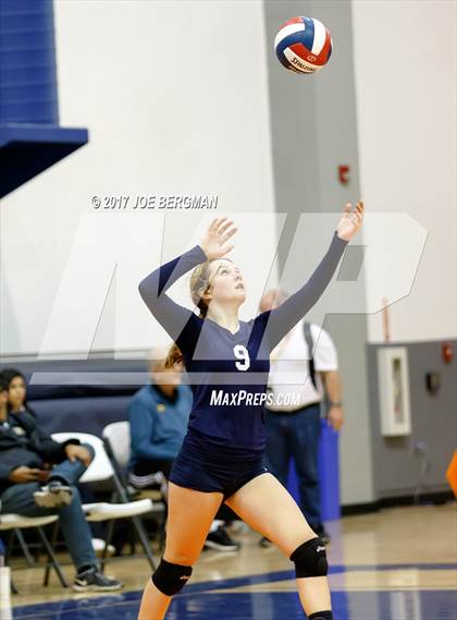 Thumbnail 2 in Mission Oak vs. Yosemite (CIF CS D3 Final) photogallery.