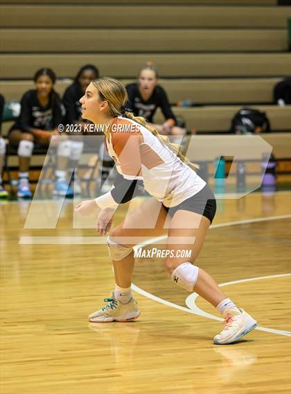 Thumbnail 3 in Kell vs. McIntosh (GHSA 5A Semifinal) photogallery.