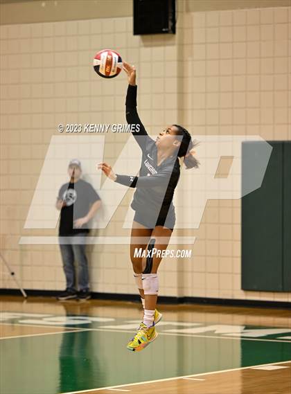 Thumbnail 2 in Kell vs. McIntosh (GHSA 5A Semifinal) photogallery.