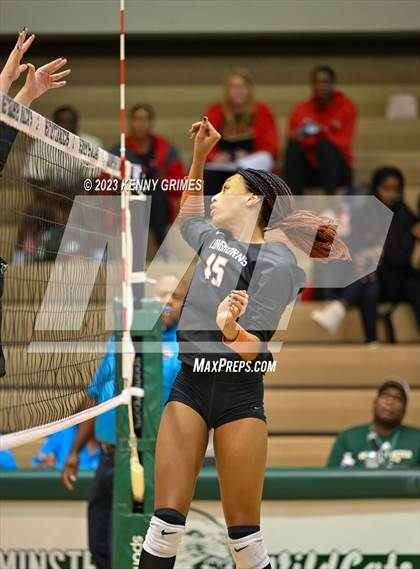Thumbnail 1 in Kell vs. McIntosh (GHSA 5A Semifinal) photogallery.