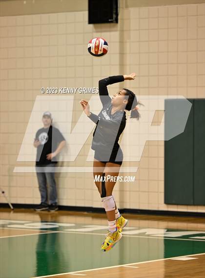 Thumbnail 1 in Kell vs. McIntosh (GHSA 5A Semifinal) photogallery.