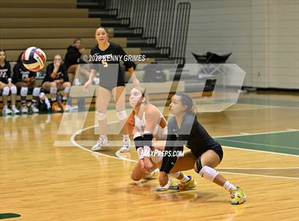 Thumbnail 2 in Kell vs. McIntosh (GHSA 5A Semifinal) photogallery.